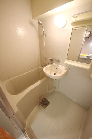 プライムアーバン行徳駅前IIの物件内観写真